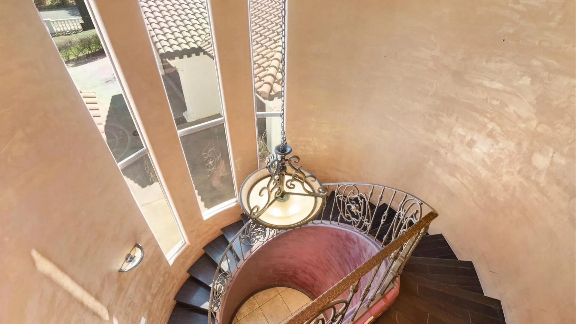 Holiday home Spanish Castle - Huge Yard+Basketball+Sleeps 25! Phoenix