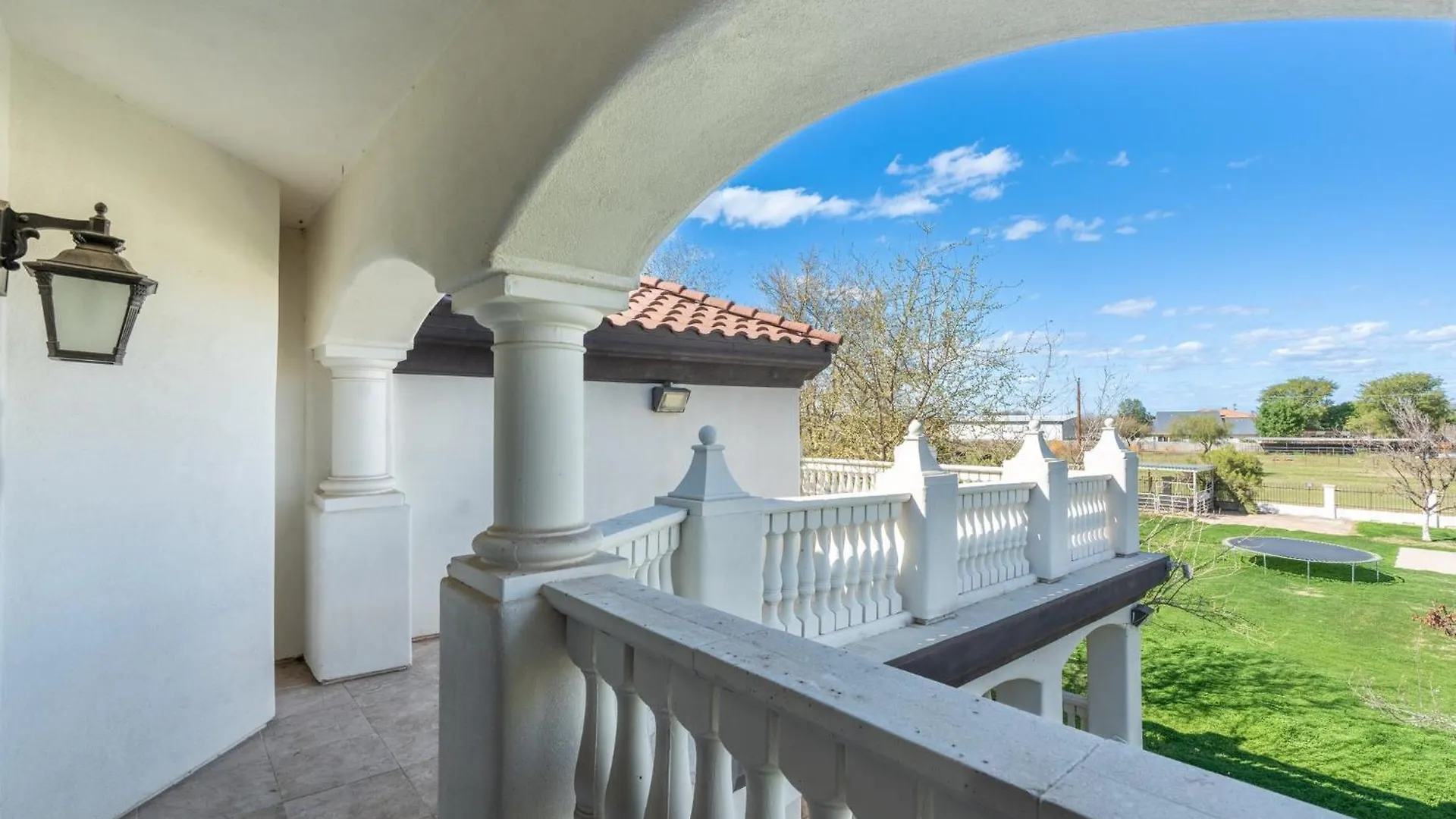 Holiday home Spanish Castle - Huge Yard+Basketball+Sleeps 25! Phoenix