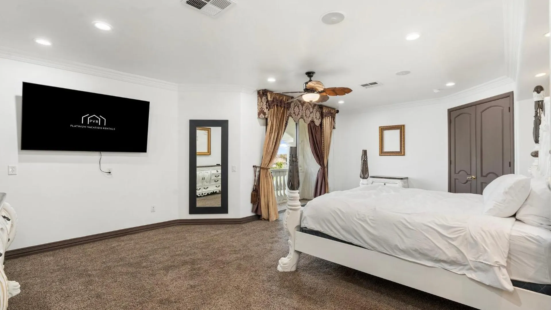 Spanish Castle - Huge Yard+Basketball+Sleeps 25! Phoenix 0*,