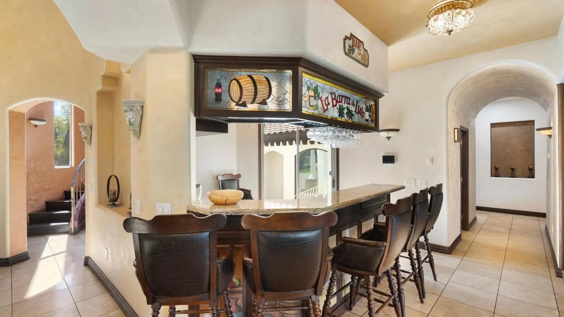 Spanish Castle - Huge Yard+Basketball+Sleeps 25! Phoenix 0*,