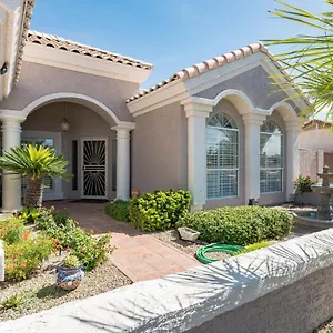 Private Tuscany Oasis With Pool - Perfect For Families, Couples Or Business Travelers Holiday home